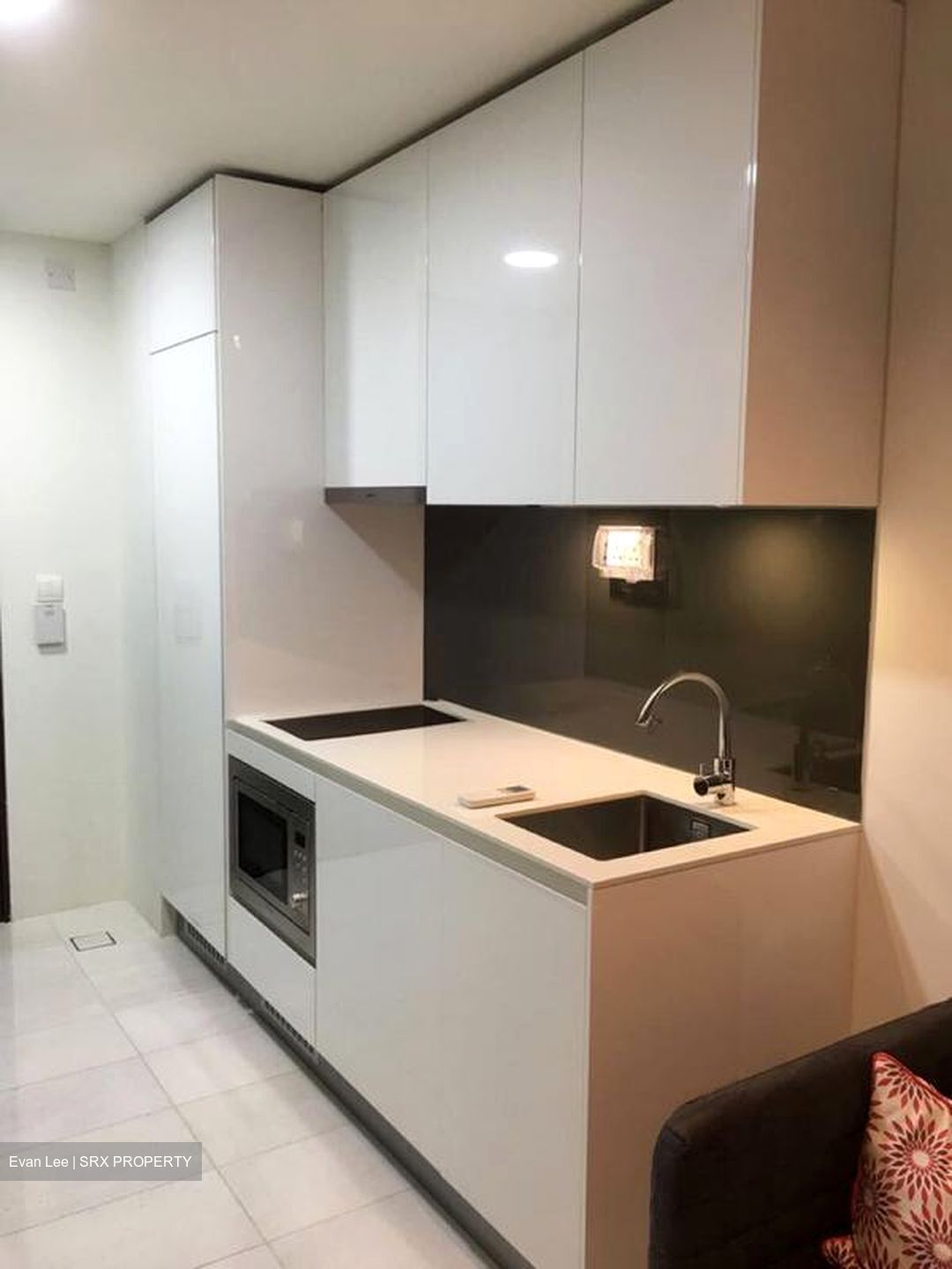 Metro Loft (D14), Apartment #519643251